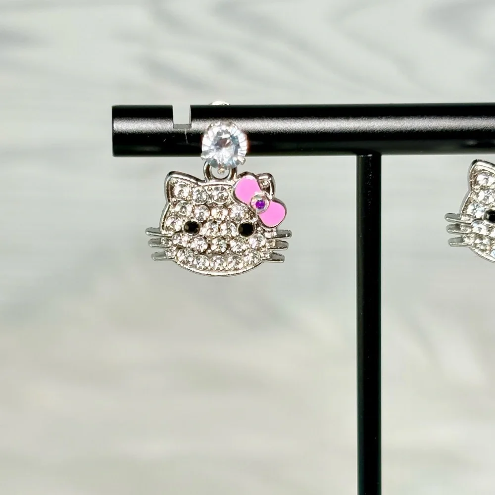 Hello‎ Kitty Crystal Earrings with Pink Bow